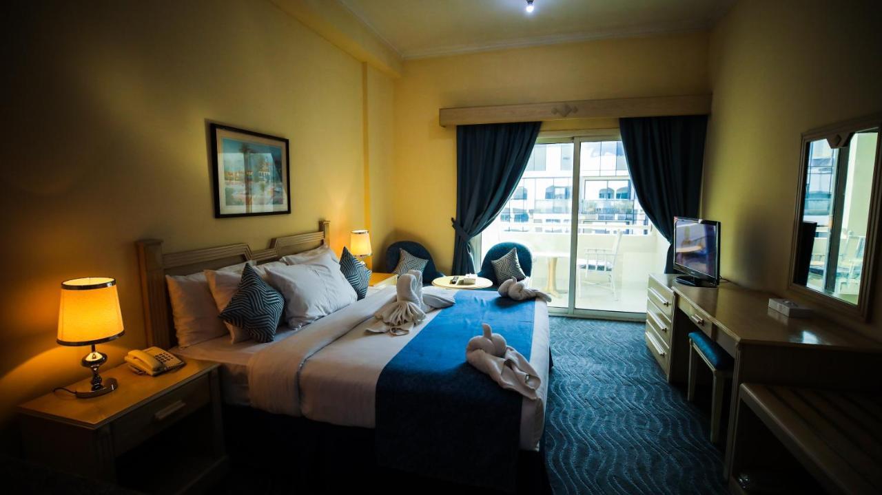 Green House Hotel Suites & Apartment Дубай Екстериор снимка