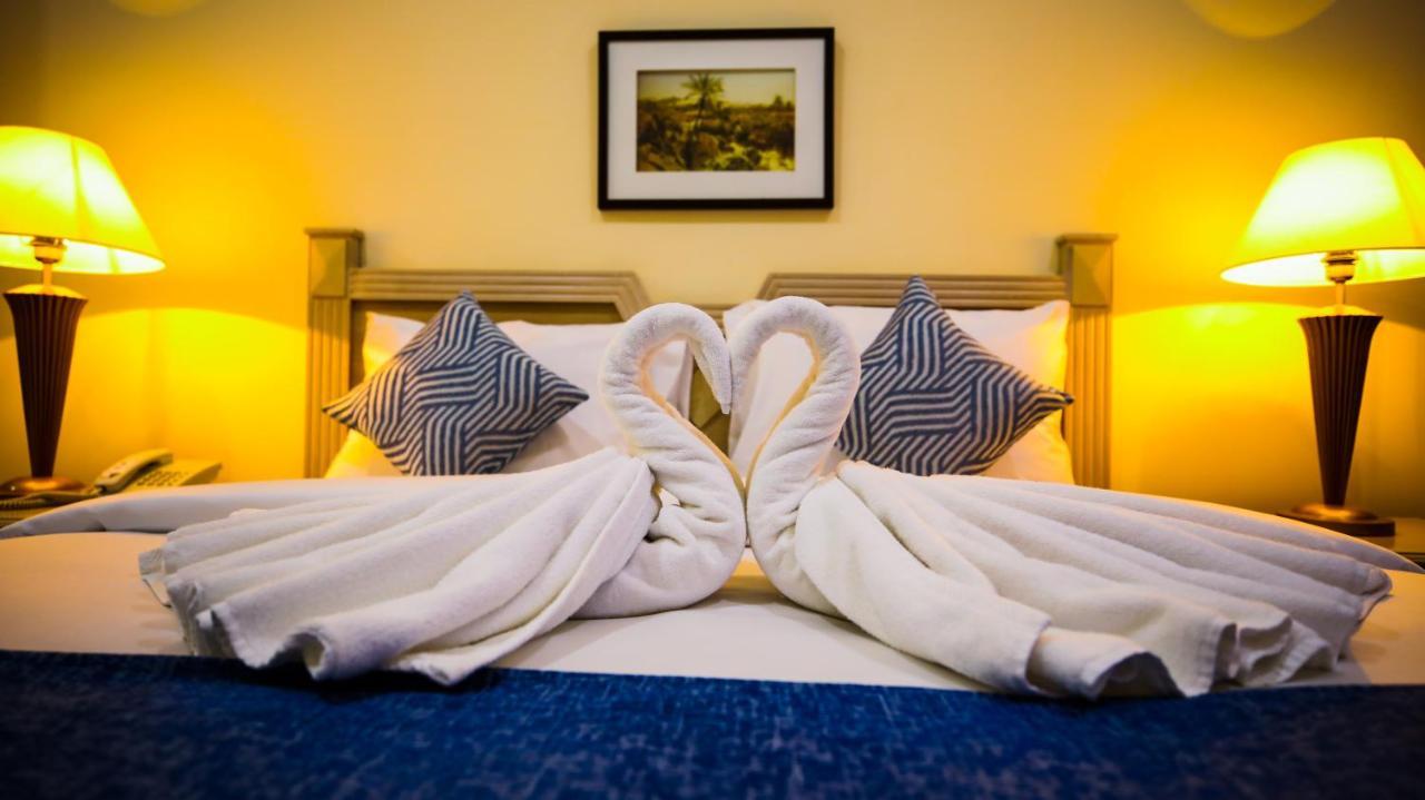 Green House Hotel Suites & Apartment Дубай Екстериор снимка