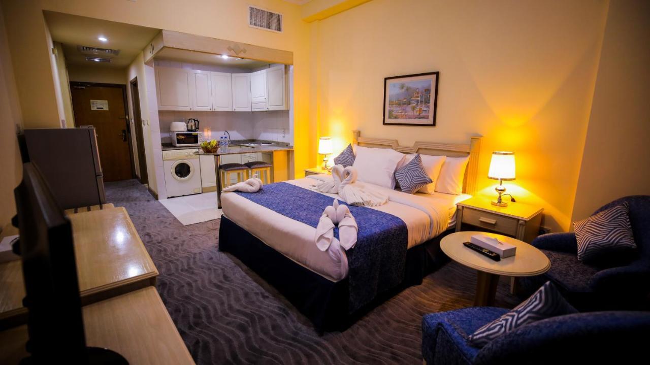 Green House Hotel Suites & Apartment Дубай Екстериор снимка