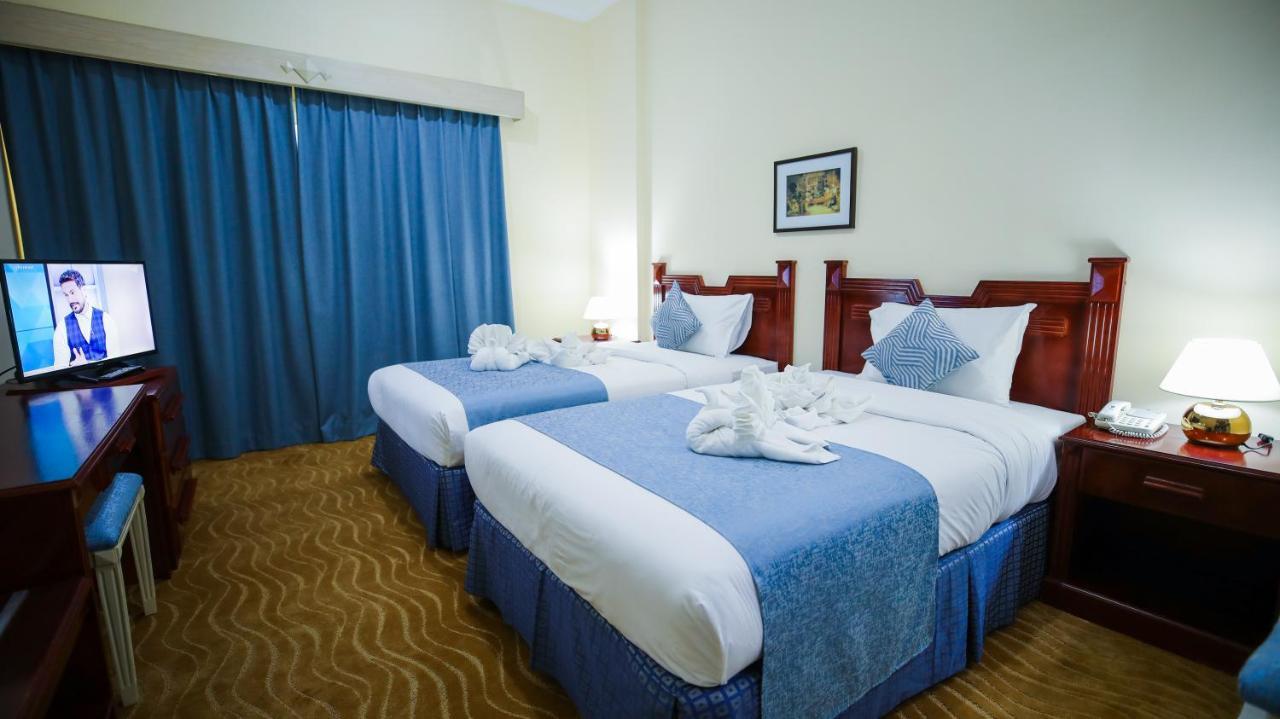 Green House Hotel Suites & Apartment Дубай Екстериор снимка
