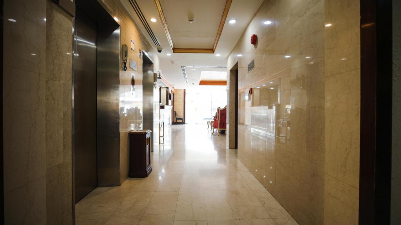 Green House Hotel Suites & Apartment Дубай Екстериор снимка