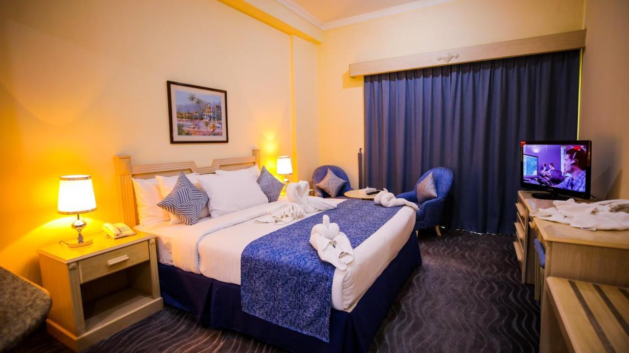 Green House Hotel Suites & Apartment Дубай Екстериор снимка