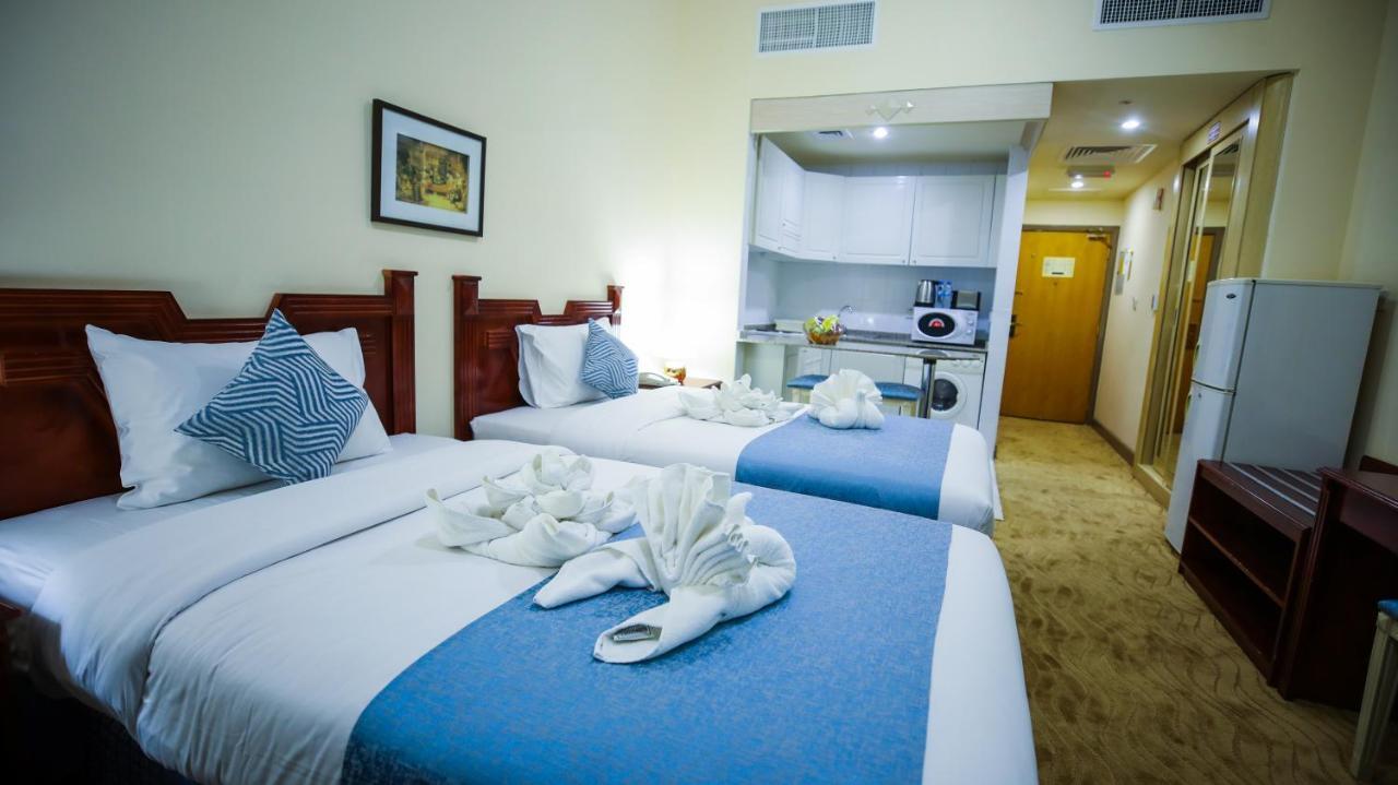 Green House Hotel Suites & Apartment Дубай Екстериор снимка