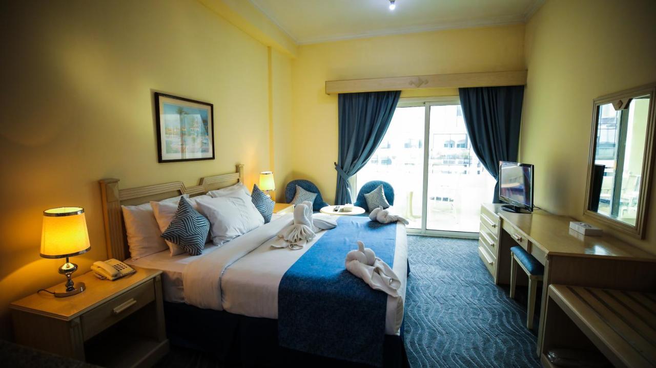 Green House Hotel Suites & Apartment Дубай Екстериор снимка