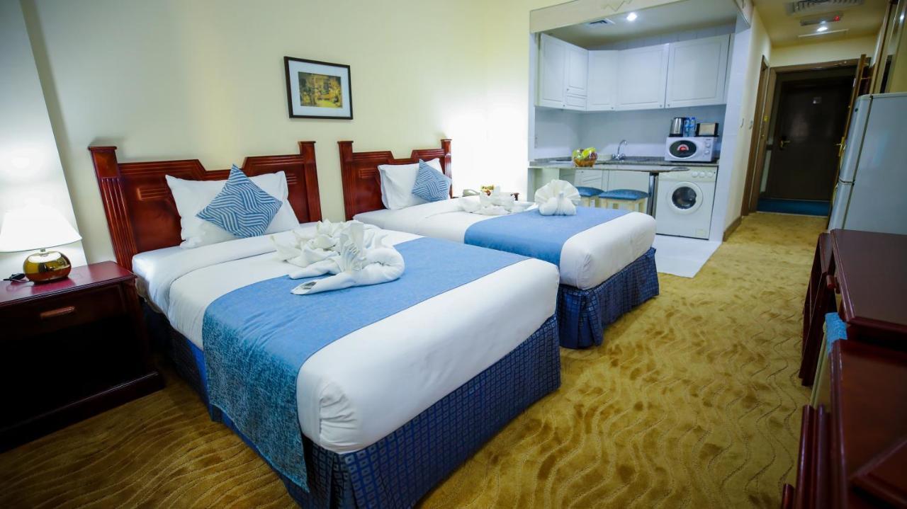 Green House Hotel Suites & Apartment Дубай Екстериор снимка